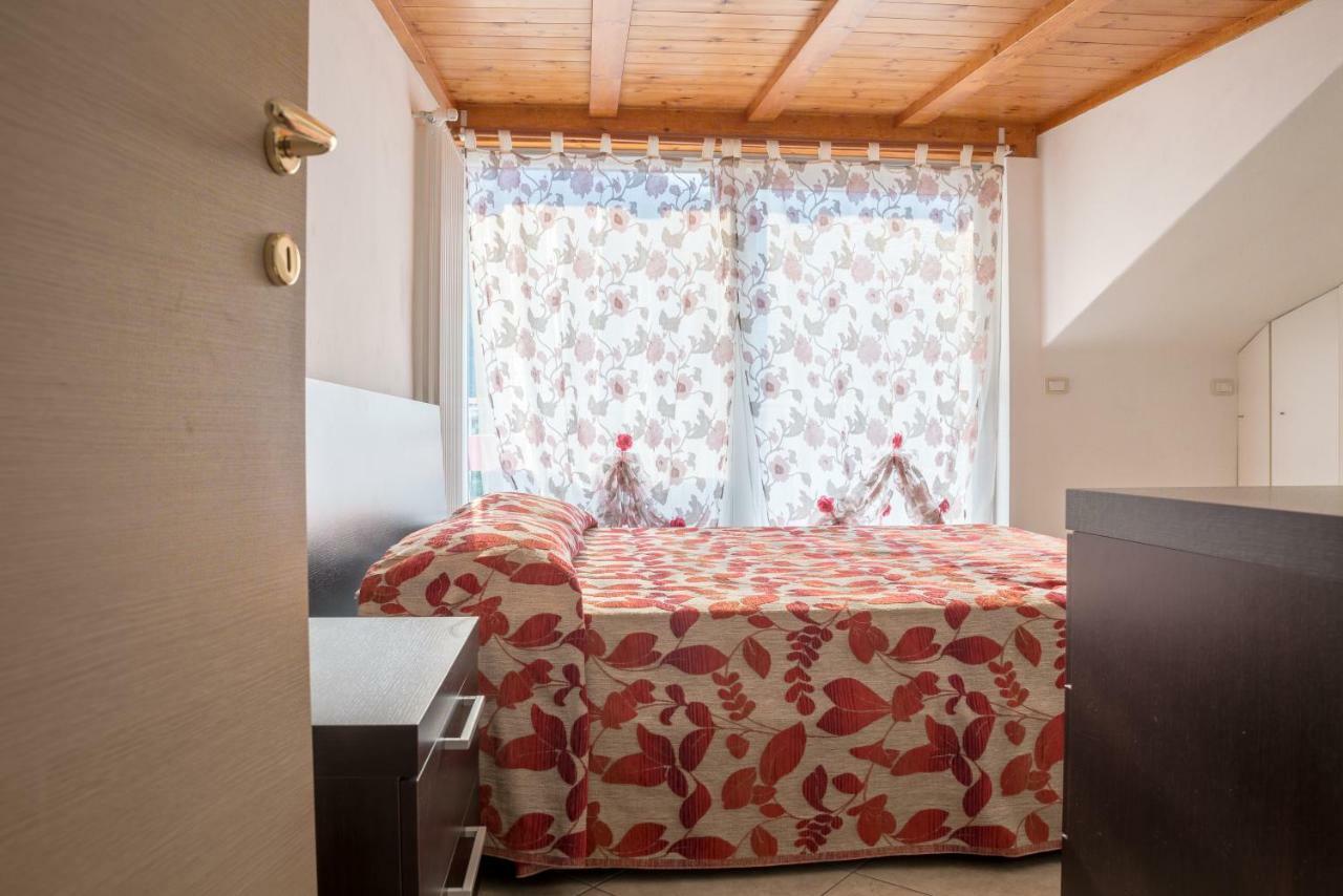 Linden Apartment Riva del Garda Exterior photo